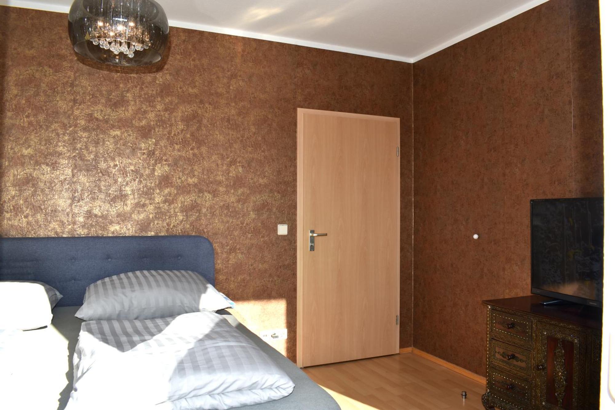 City-Dach-Apartment Mit Loggia - Balkon - Kamin Cottbus Esterno foto